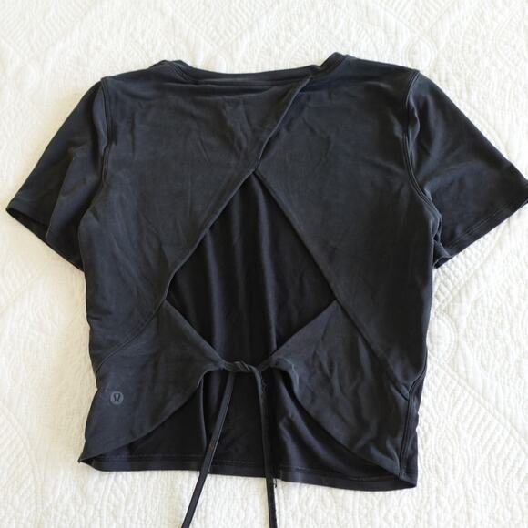 lululemon grey/black open back tie crop top - Picture 1 of 6